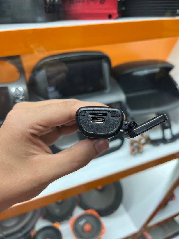دوربین ثبت وقایع خودرو DASH CAM برند استیل بت مدل Q3 2K WIFI